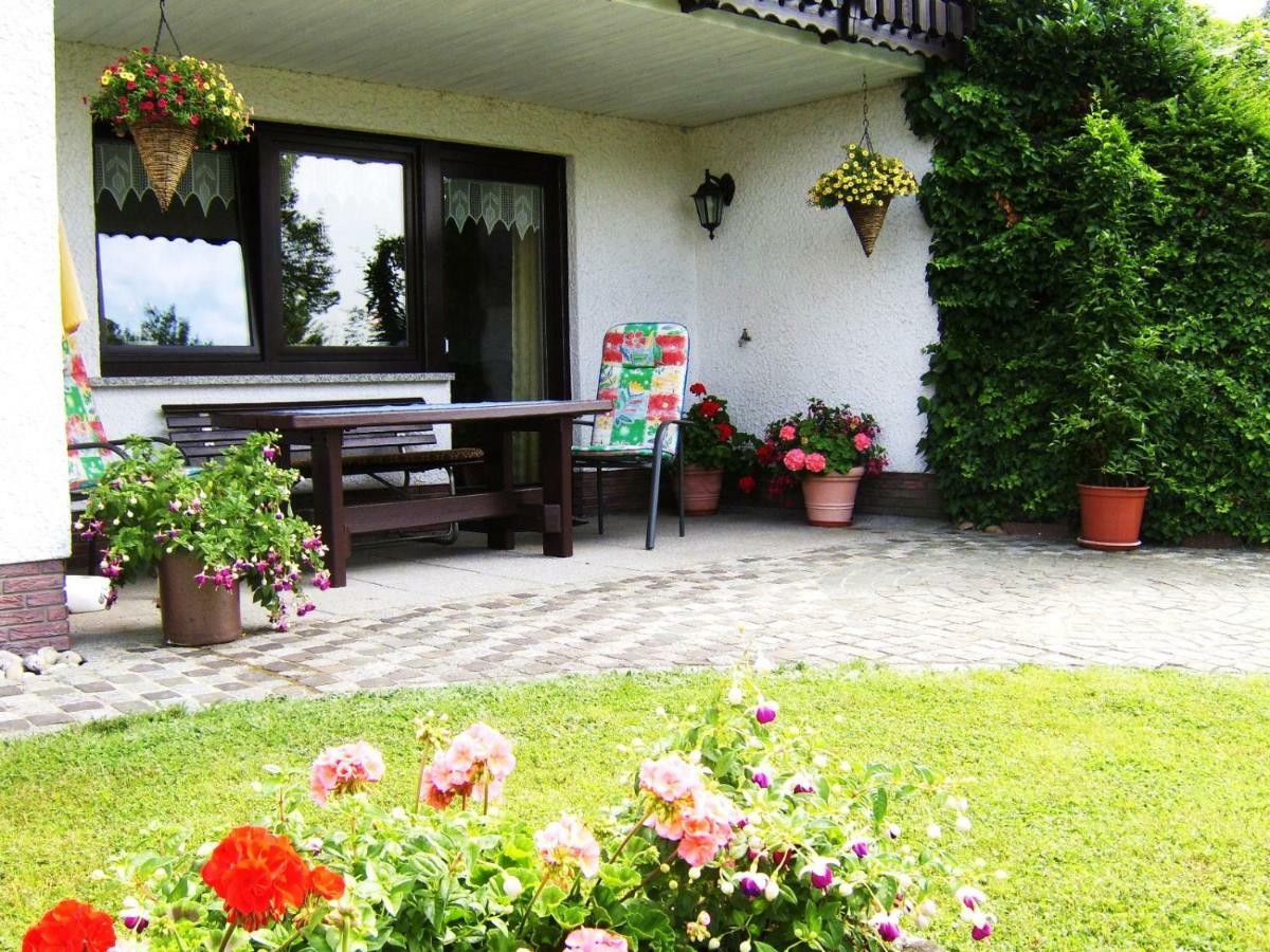 Ferienwohnung "Am Fuchsgraben" Tholey Екстер'єр фото