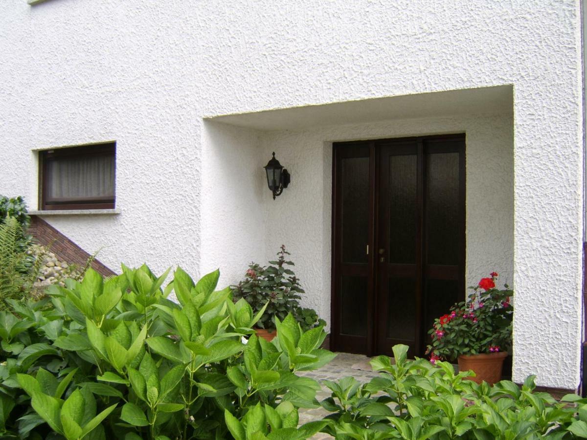 Ferienwohnung "Am Fuchsgraben" Tholey Екстер'єр фото