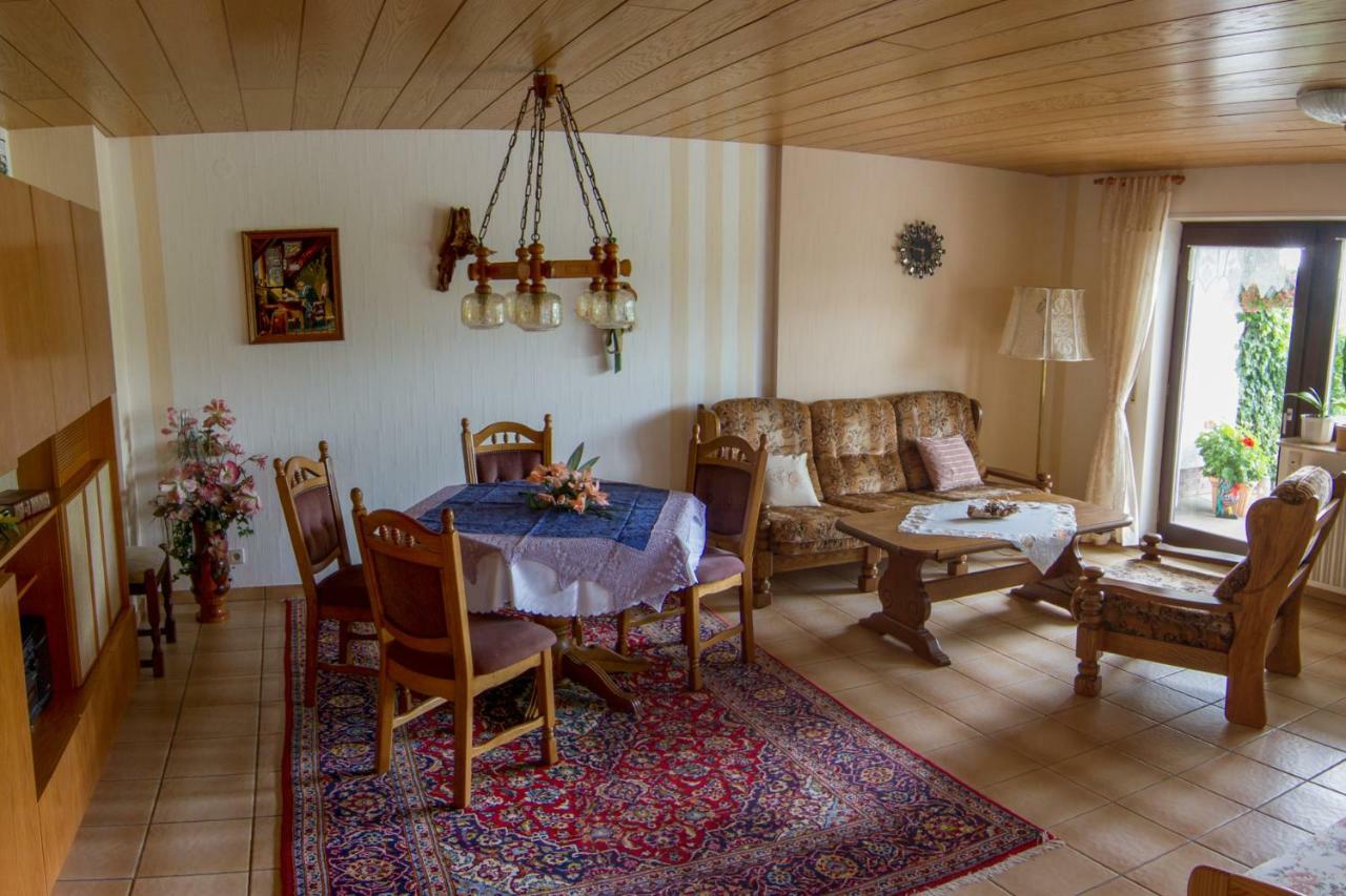 Ferienwohnung "Am Fuchsgraben" Tholey Екстер'єр фото