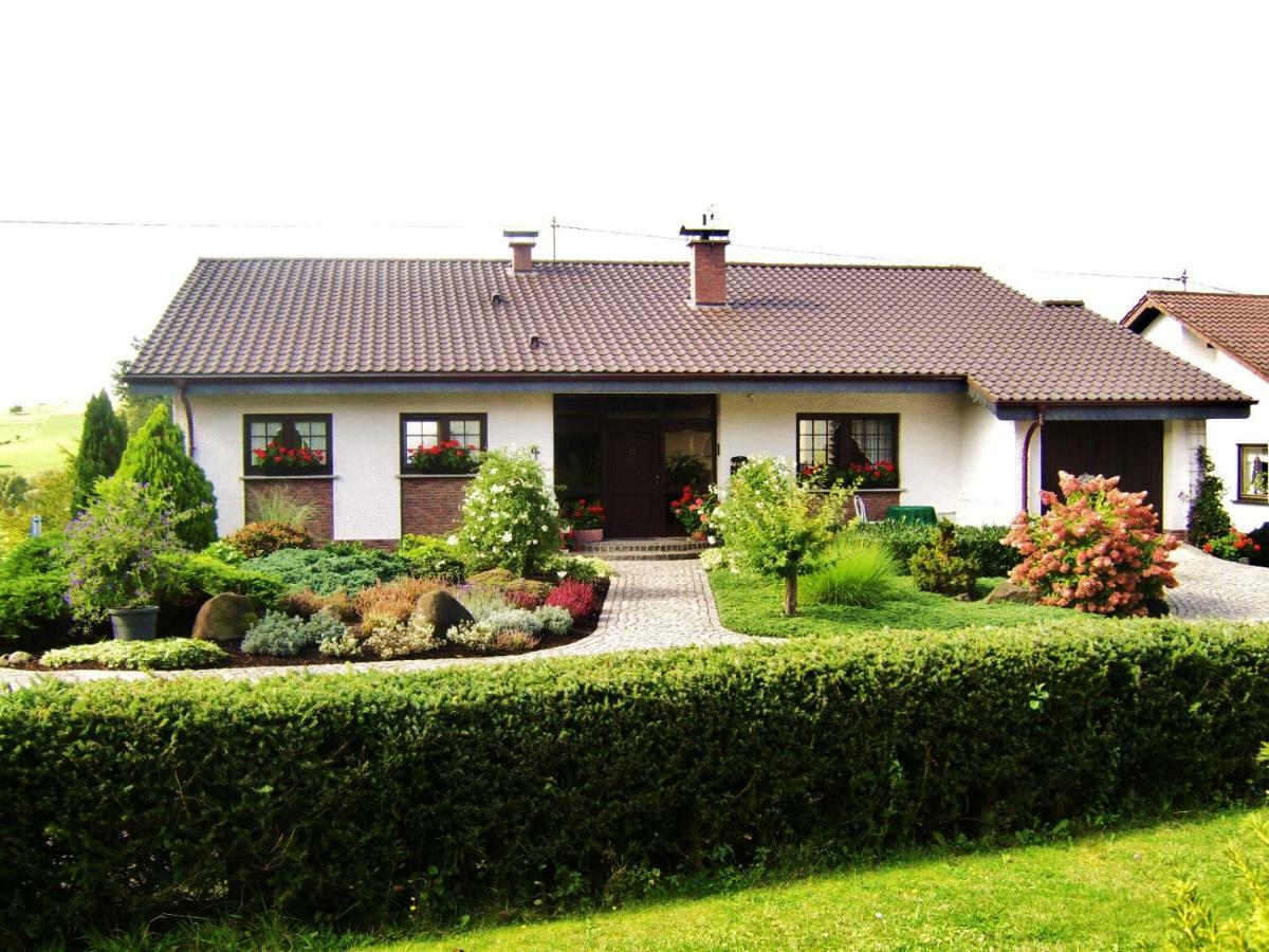 Ferienwohnung "Am Fuchsgraben" Tholey Екстер'єр фото